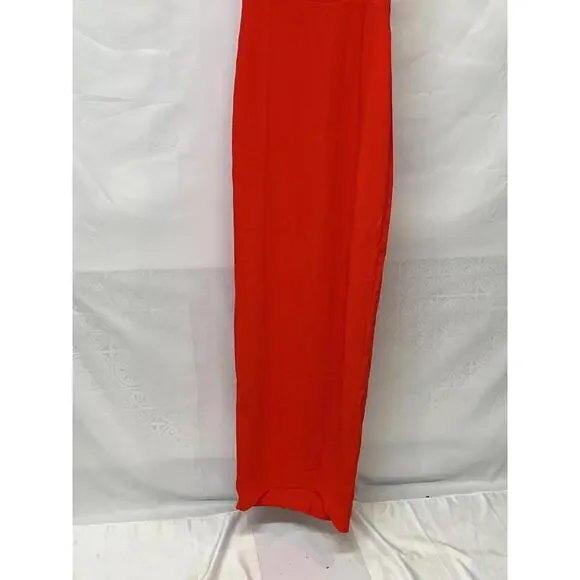 Amanda Uprichard x REVOLVE Ivy Gown in Crimson - Picture 4 of 9